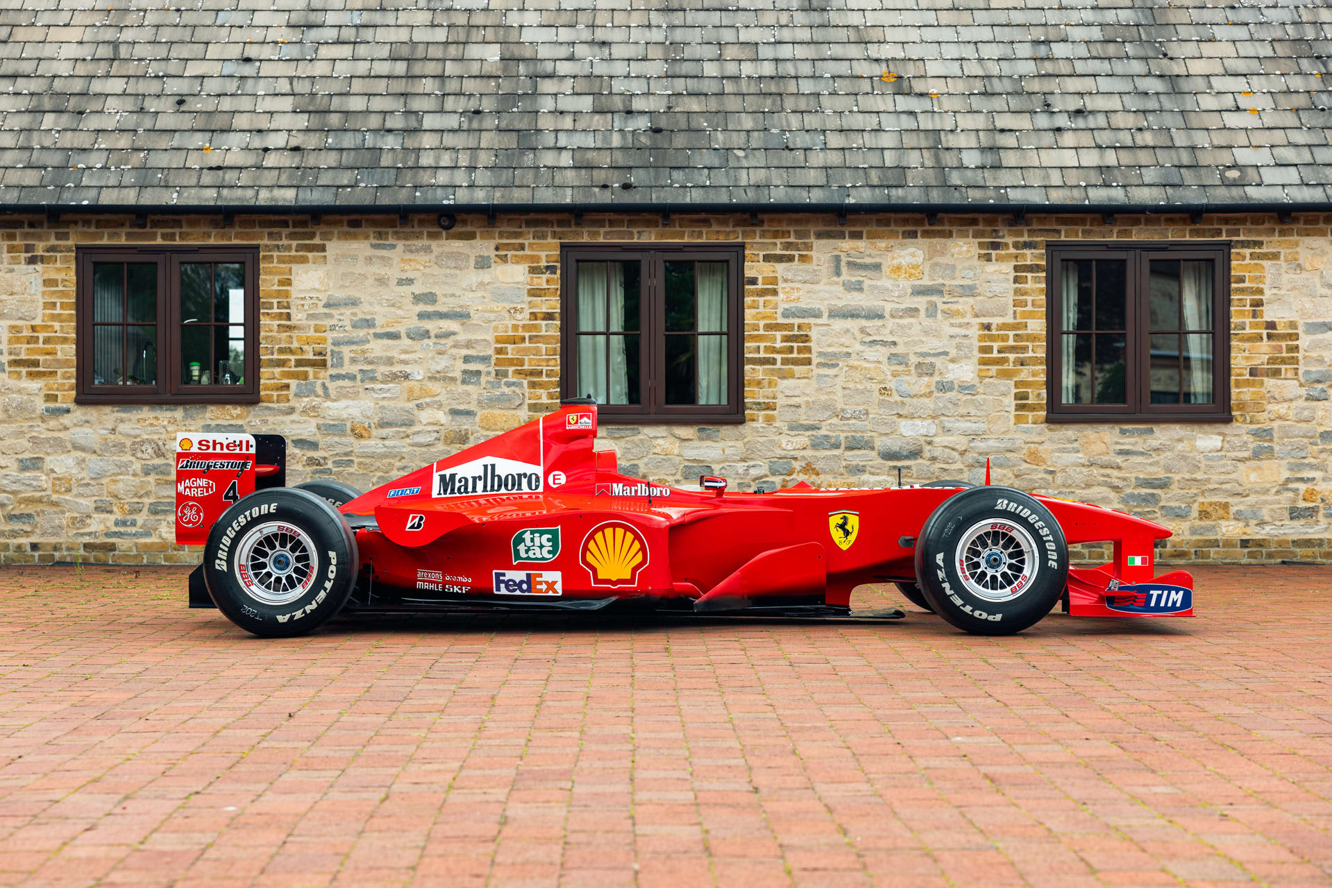 2000 Ferrari F1-2000 | Girardo & Co